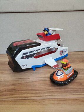PAW Patrol Aqua Pups Whale Patroller and Zuma Hovercraft and Pup Figures Lot